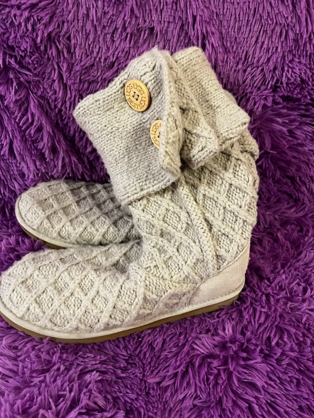 UGG Light Gray Knit Cable Fold-Over Boots. 3066
